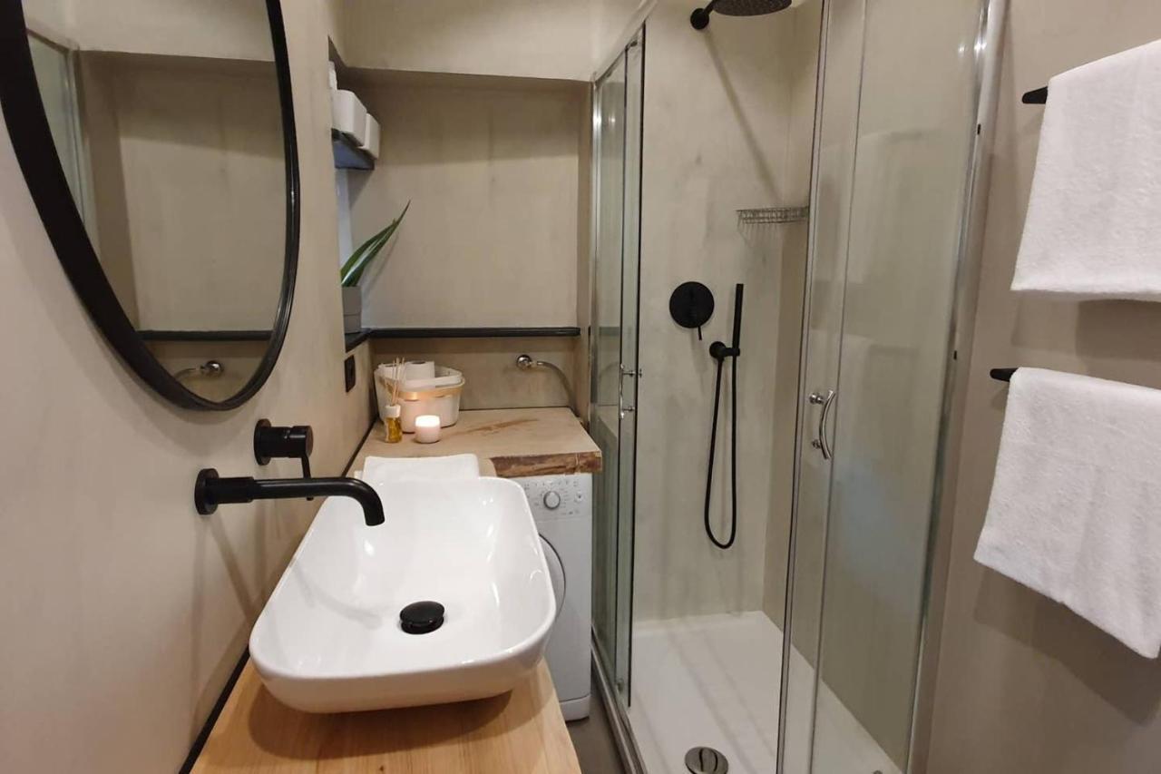 Joivy Heart Of The City 1 Bed Apt Near Castle Belvedere Genova Esterno foto
